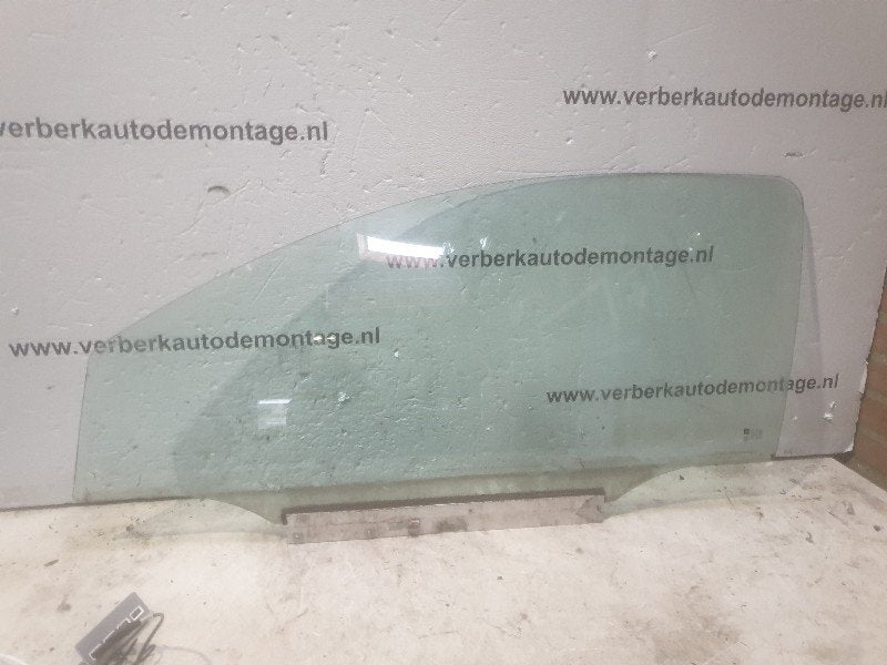 FENETRE OU VITRE DE PORTE GAUCHE 3 deurs Corsa C (F08 / 68), Opel, Opel Automobile GmbH, Utilisé, Kontakt-opel@opel.com
