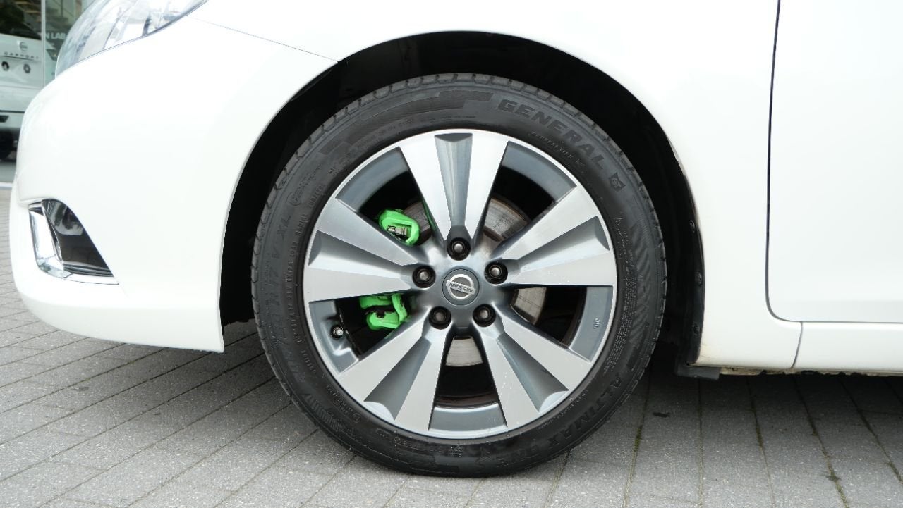 Nissan Pulsar NR.472 (bj 2015), Auto's, Nissan, Voorwielaandrijving, Euro 5, Gebruikt, Zwart