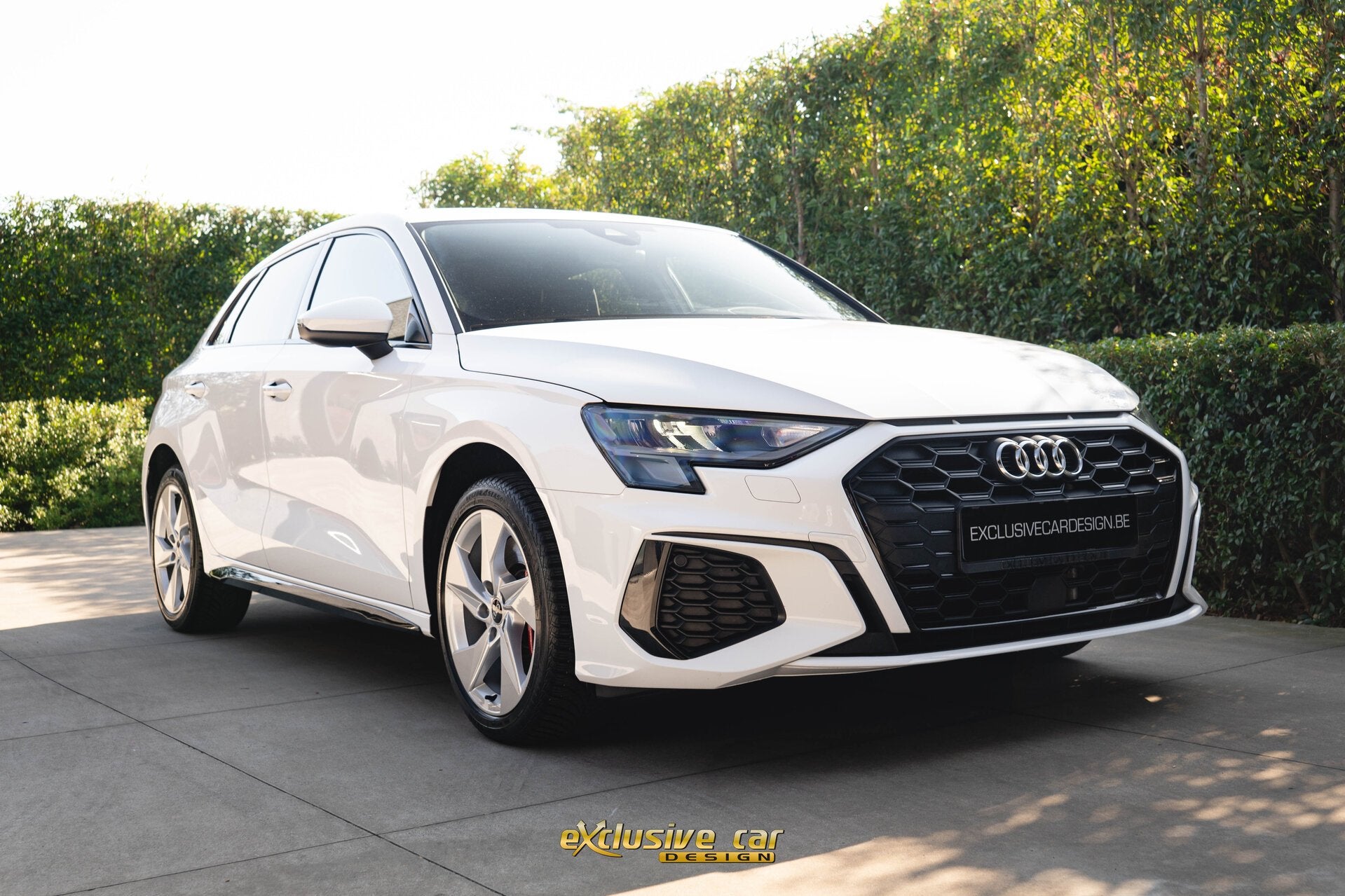 Audi A3 Sportback 45 TFSIe S line Competition, 245 pk, 0 min, 0 kg, https://public.car-pass.be/vhr/938046d3-05cb-45a7-9407-952157de5a93