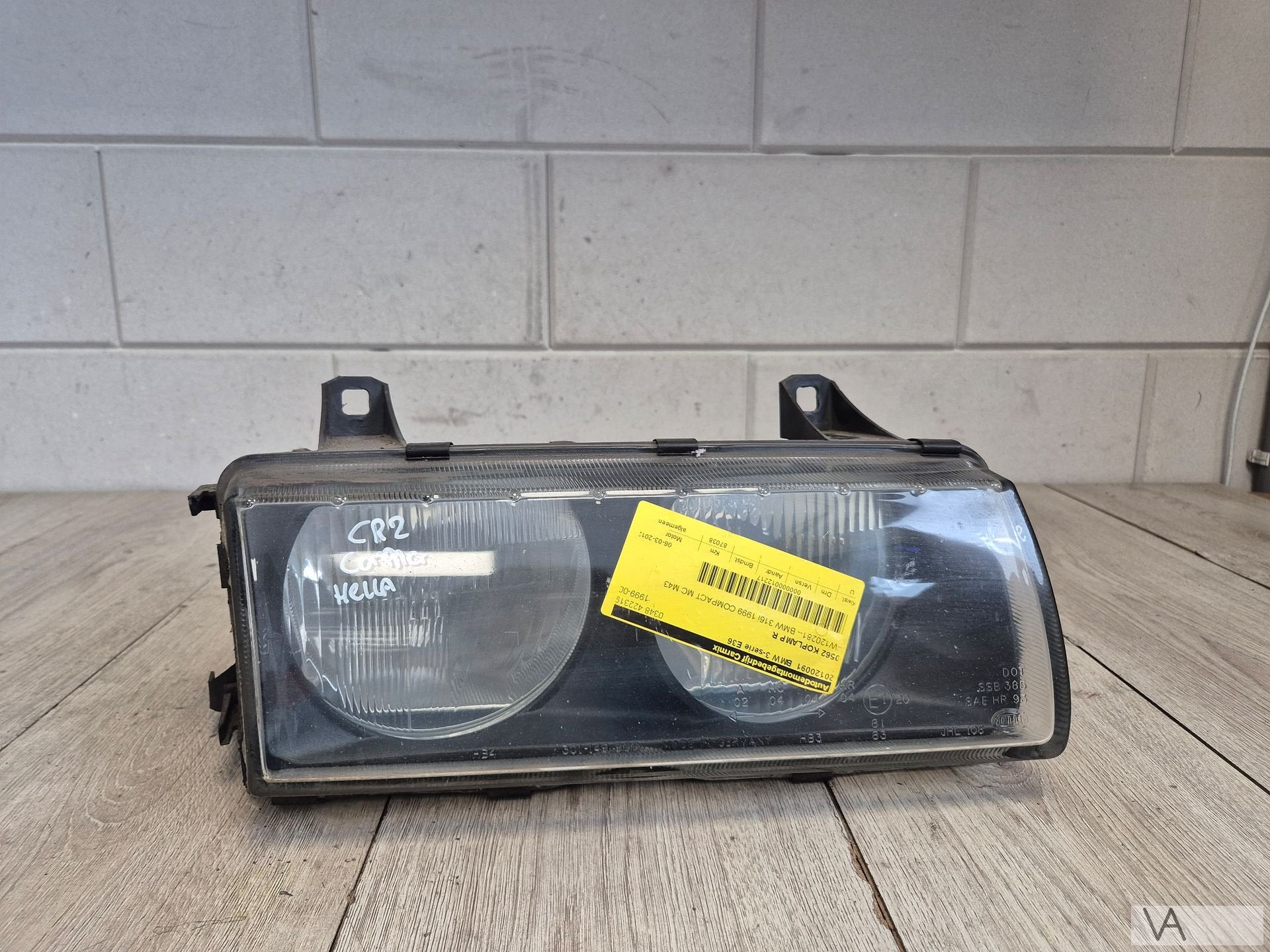 Koplamp rechts BMW 3 serie E36 1990 - 1998 COMPACT Hella €70, Gebruikt, -, -, Ophalen of Verzenden