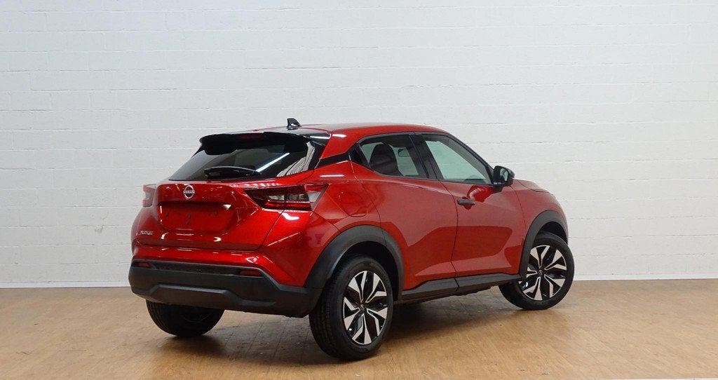 Nissan Juke 1.0 DIG-T Acenta automaat, Auto's, Nissan, https://public.car-pass.be/vhr/cc06ab74-7a4c-40bd-a7b0-a5e1cbc316c8, Stof