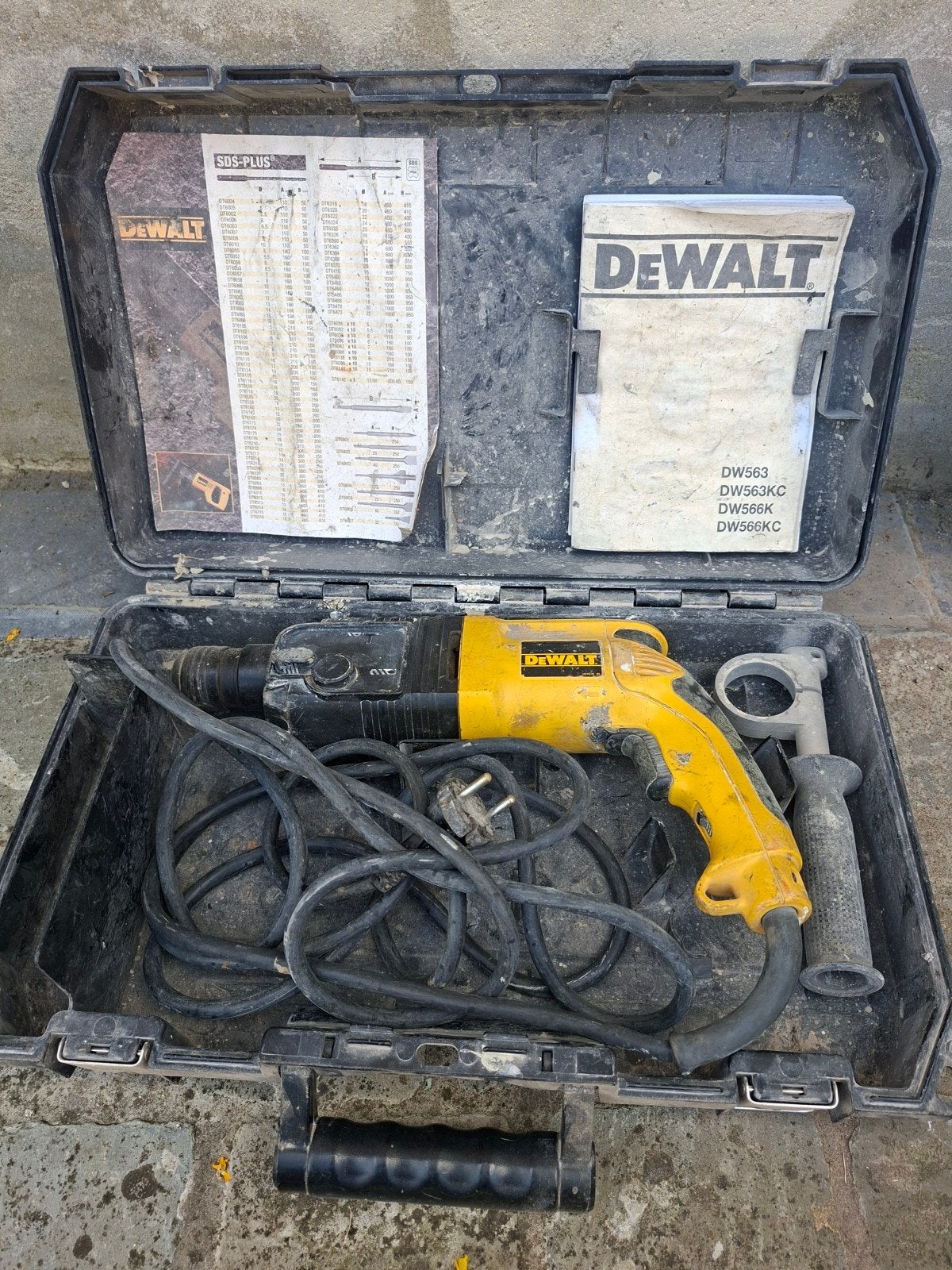 Dewalt boormachine, Ophalen, Boormachine