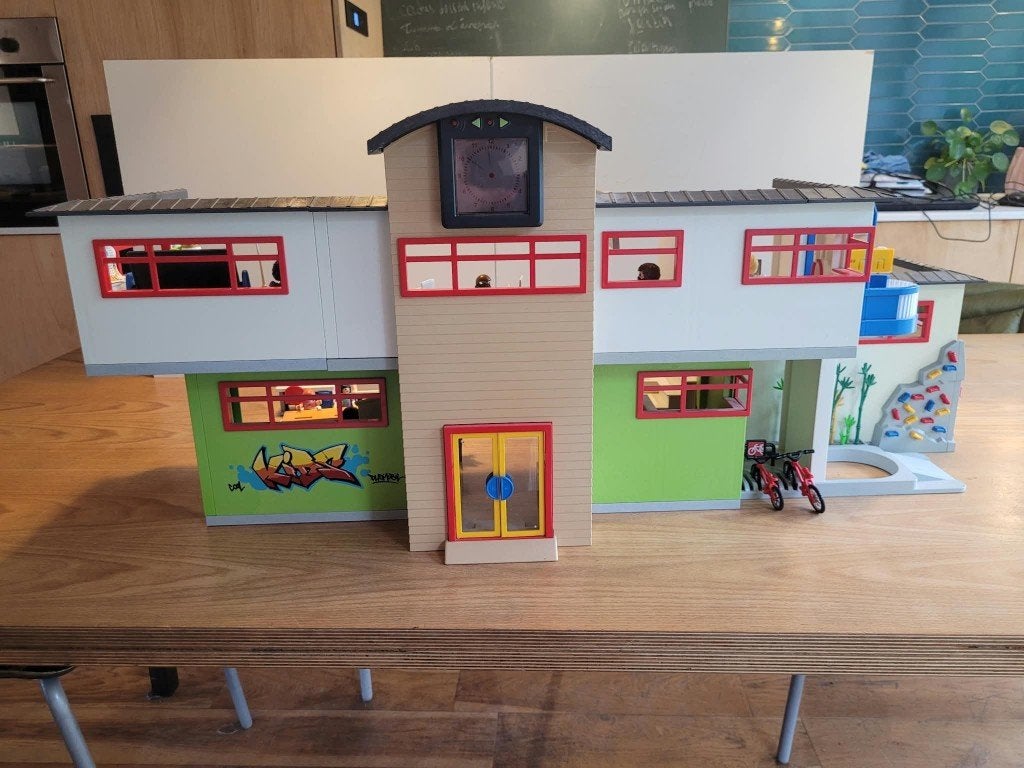 École playmobil+salle de gym, salle d'histoire et de chimie, Utilisé, Autres types, City life, Kit complet