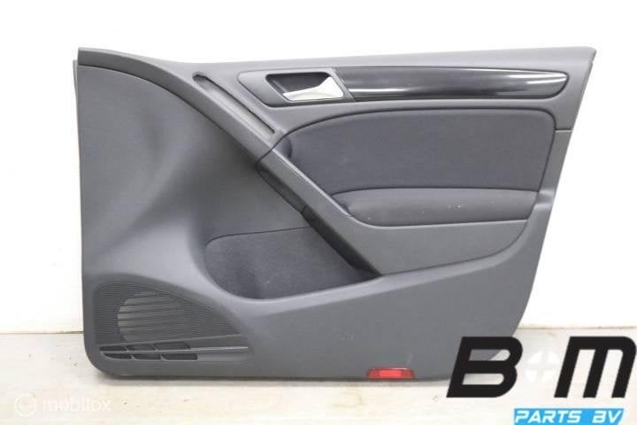 Deurpaneel rechtsvoor VW Golf 6 5K4867012BK, Gebruikt