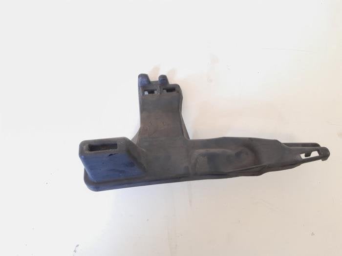 Support pare-chocs avant gauche d'un Mercedes E-Klasse, Autos : Pièces & Accessoires, Carrosserie & Tôlerie, Mercedes-Benz, Utilisé