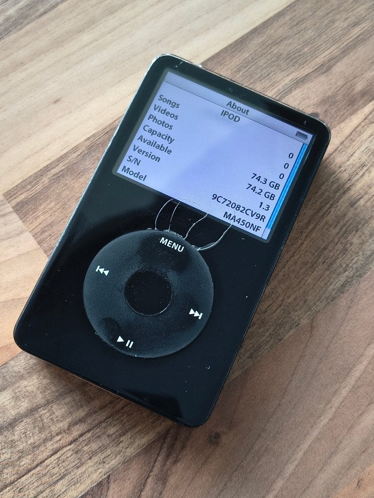 iPod classic (5th gen) 80gb, Classic, 40 GB et plus, Utilisé, Noir