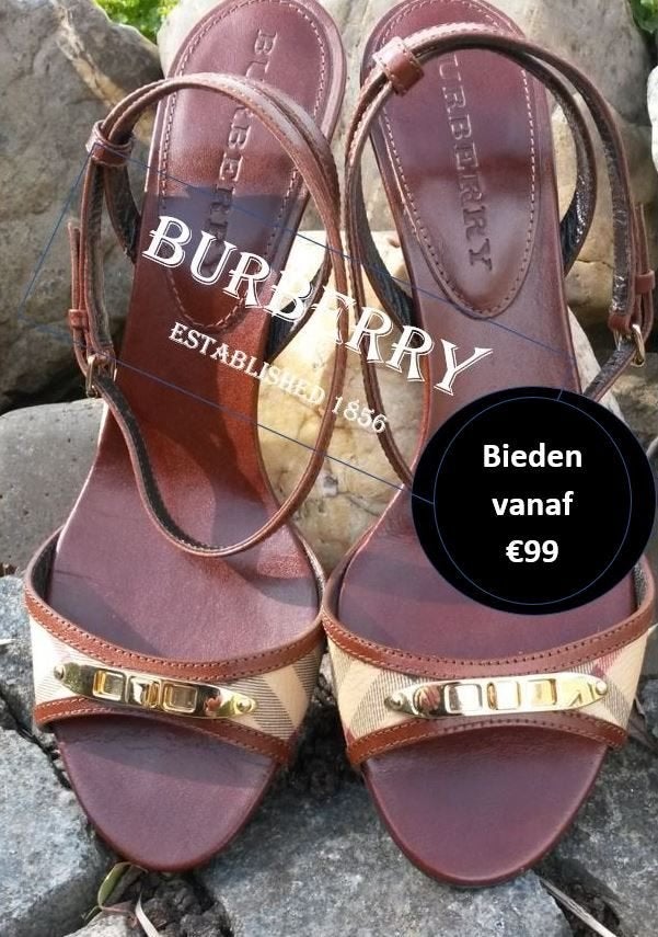 Sandales BURBERRY originales — Taille 40 (en parfait état), Enlèvement ou Envoi, Comme neuf