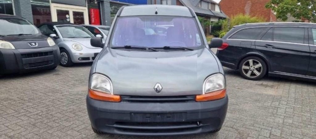 Renault Kangoo –1.2 Benzine Bj2002 145000km Direct Rijklaar, Auto's, Voorwielaandrijving, 4 cilinders, Bedrijf, 550 kg