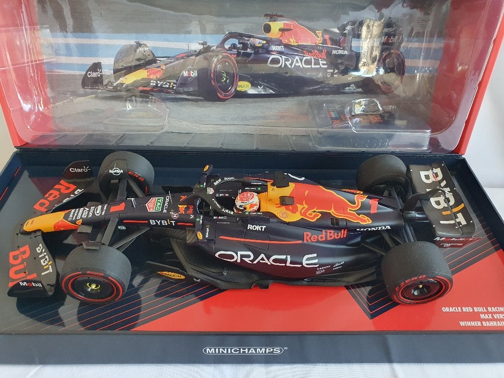 Max Verstappen RedBull RB19 Winner Bahrein GP 2023 1:18, Ophalen of Verzenden, Nieuw, Auto, MiniChamps