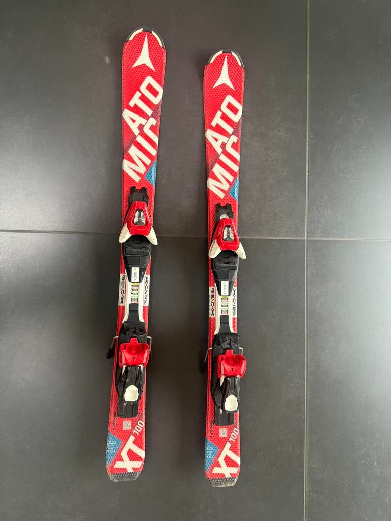 Atomic Redster XT kinderski’s + bindingen, Sport en Fitness, Ophalen, Gebruikt, 100 tot 140 cm, Atomic
