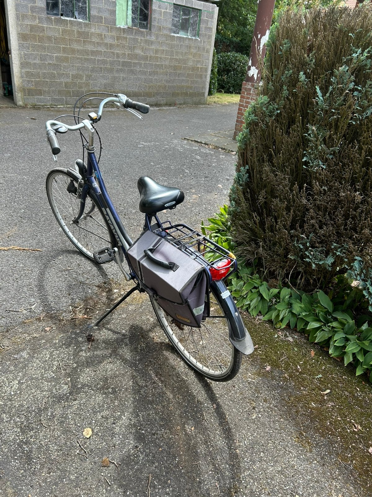 Damesfiets, Fietsen en Brommers, Ophalen, Gebruikt, Trommelrem, Versnellingen