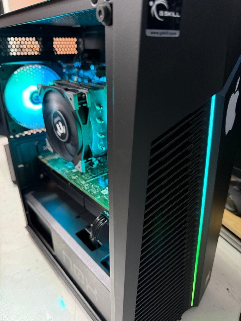 PC de jeu R5 3600 — 16 Go — M2 512 Go + 1 To — GTX1070 8 Go, Informatique & Logiciels, Gaming, SSD, 1024 GB, Avec carte vidéo