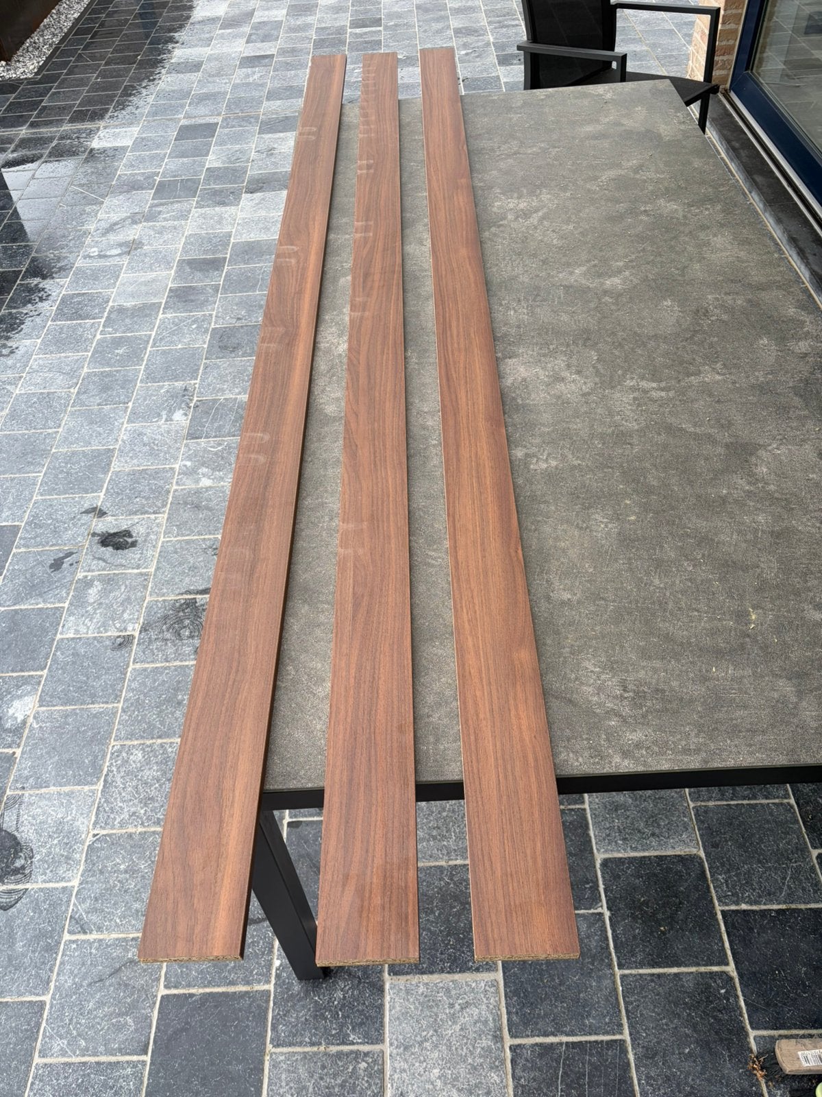 3 nieuwe plinten (walnoot), Ophalen, Nieuw, Plinten