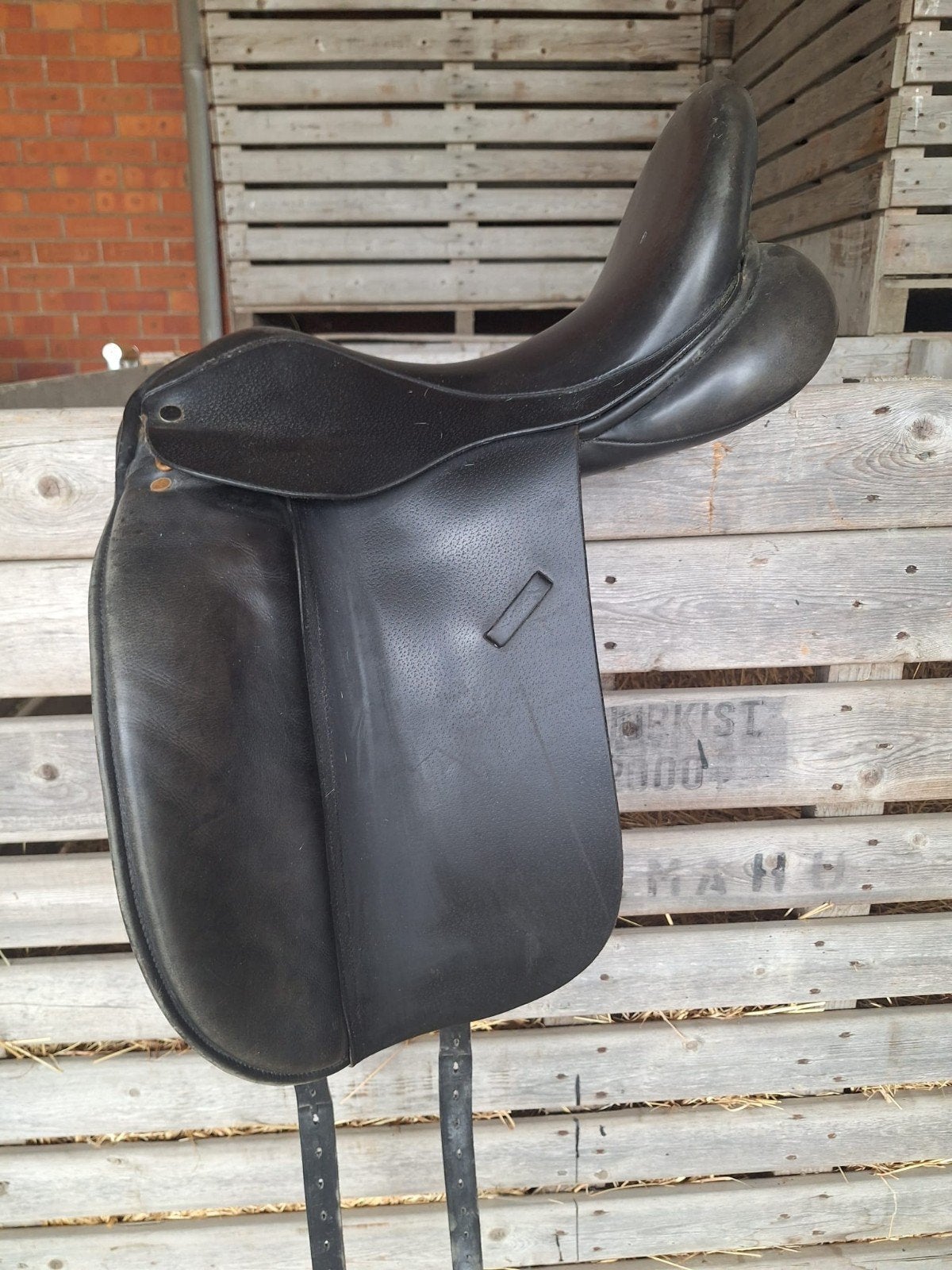 Dressuurzadel - 18 inch - breed paard, XL (18 pouces ou plus), Enlèvement, Utilisé, Siège creux
