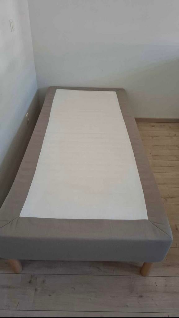 ️ Lit + matelas – excellent état 2 unites de dispo, Maison & Meubles, Chambre à coucher | Lits boxsprings, Enlèvement, Comme neuf