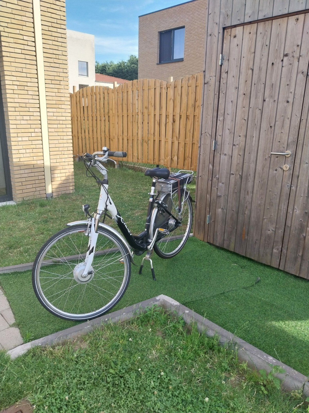 Vélo électrique - Parfait état, Enlèvement, Comme neuf, 50 km par batterie ou plus, Autres marques