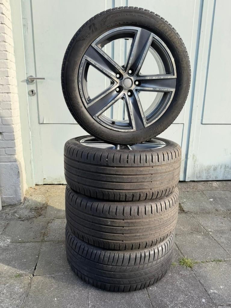 Jantes et pneus d'étanchéité Audi A5 ,A6 (245/45R18) d'été,, Pneus et Jantes, 245 mm, Véhicule de tourisme, Pneus été