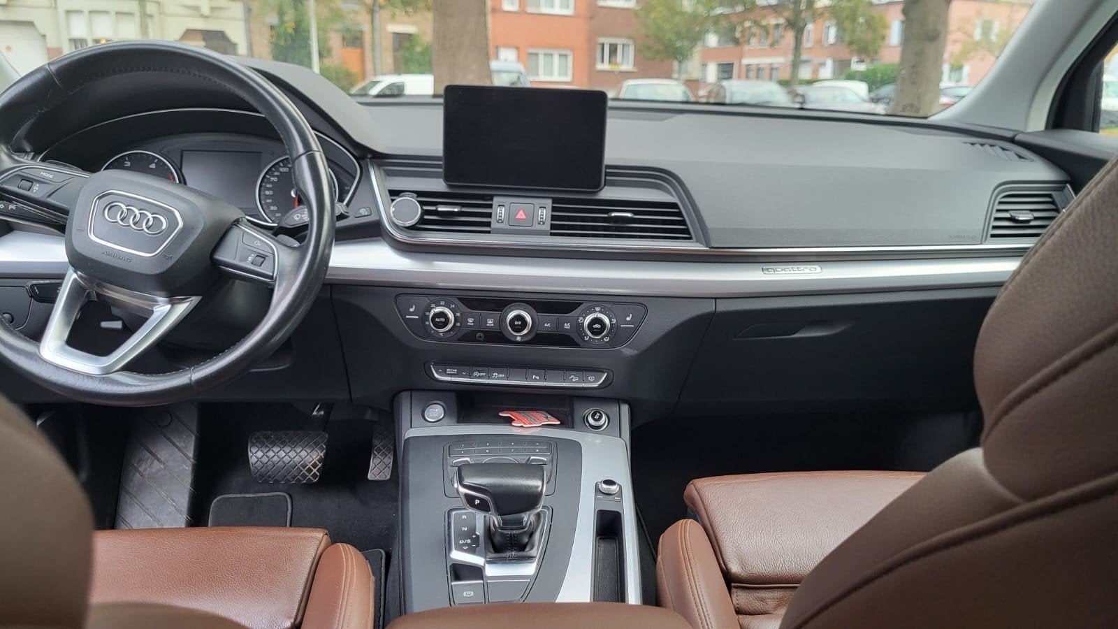 Audi Q5 RAV 44

Quattro Sport S tronic **1er Main - Full Op, Ophalen, Audi