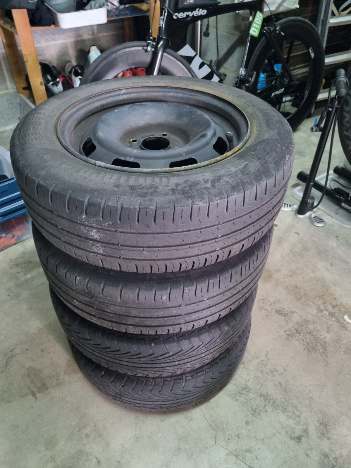 Jantes tôle 15" abcès pneus, 15 pouces, Pneus été, 185 mm, Pneu(s)