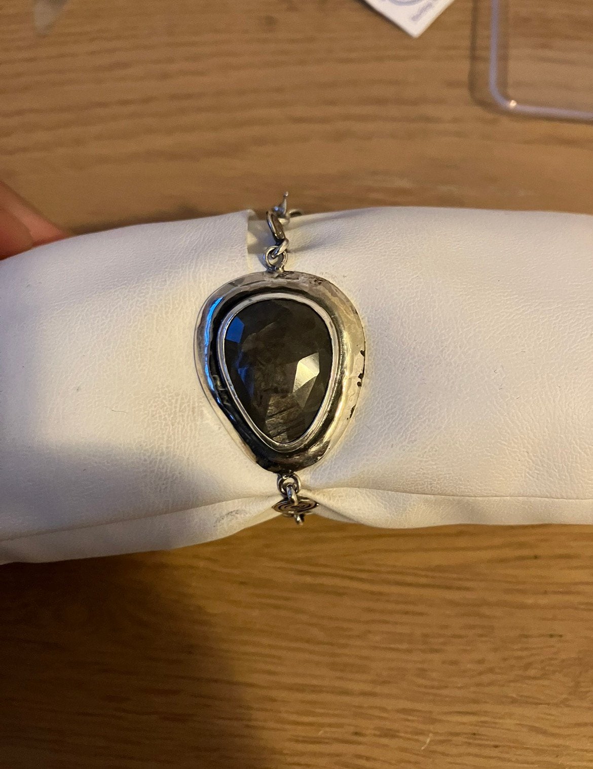 Zilver 925 armband met donkere steen, Bijoux, Sacs & Beauté, Bracelets, Neuf, Enlèvement ou Envoi, Avec pierre précieuse, Argent