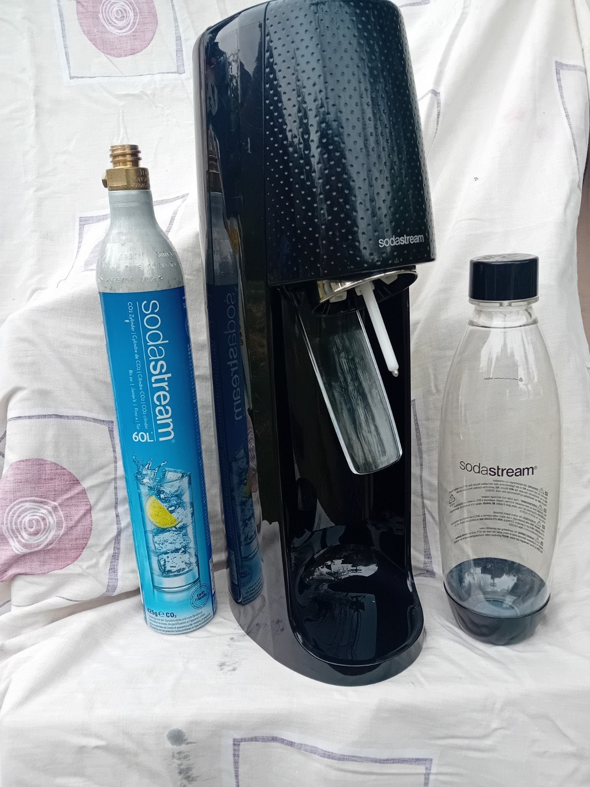 sodastream met VOLLE cilinder en drinkfles, Enlèvement, Utilisé