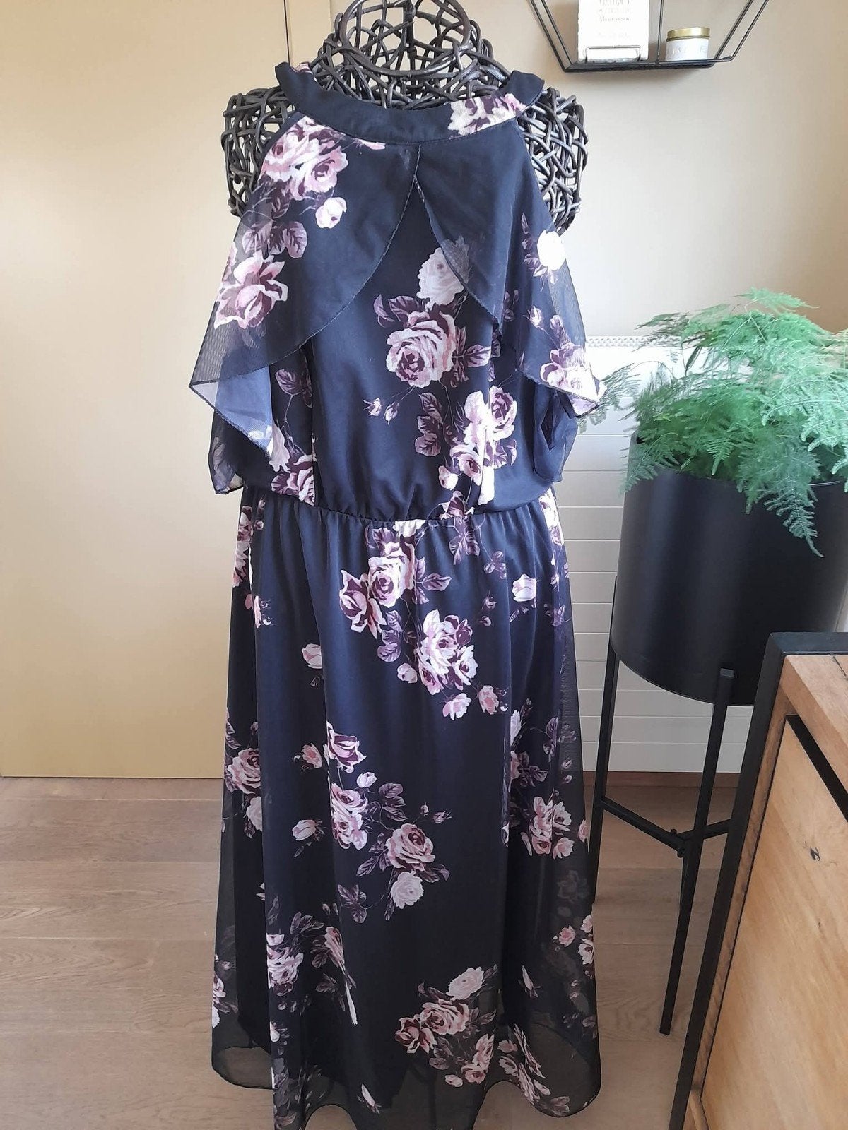 2 lange kleedjes 46/48, Kleding | Dames, Grote Maten, Ophalen, Overige kleuren, Jurk, Zo goed als nieuw