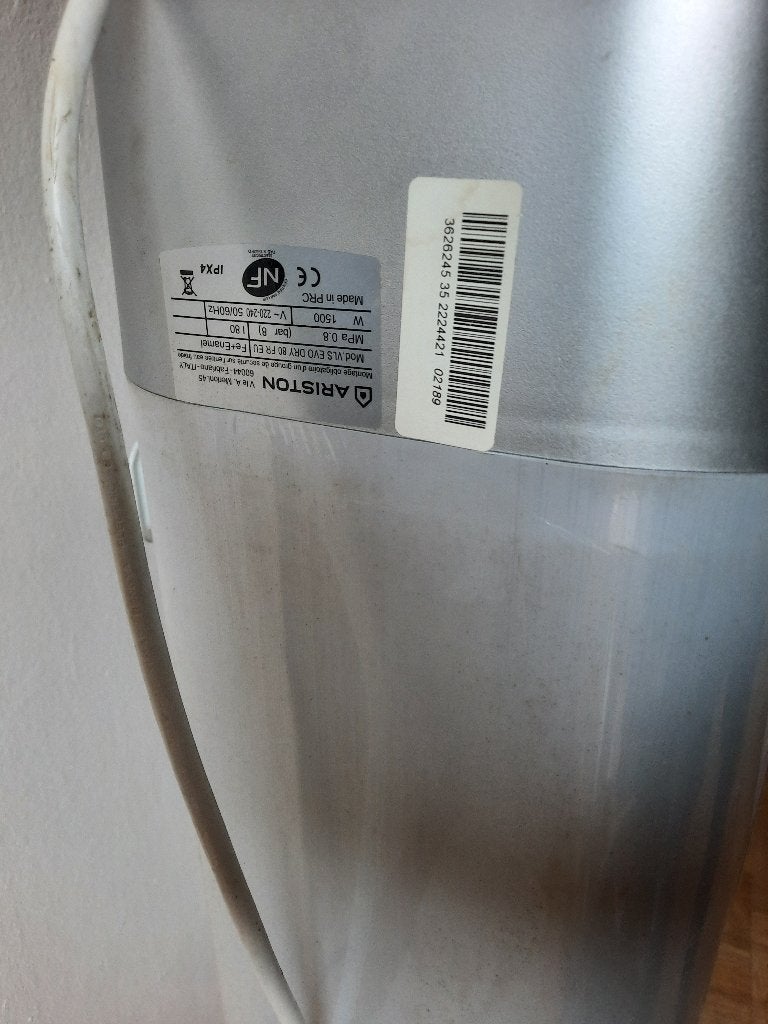 Chauffe bain vaillant tres bon état +boiler, Bricolage & Construction, Enlèvement ou Envoi, Chauffe-eau, Moins de 3 ans, Utilisé