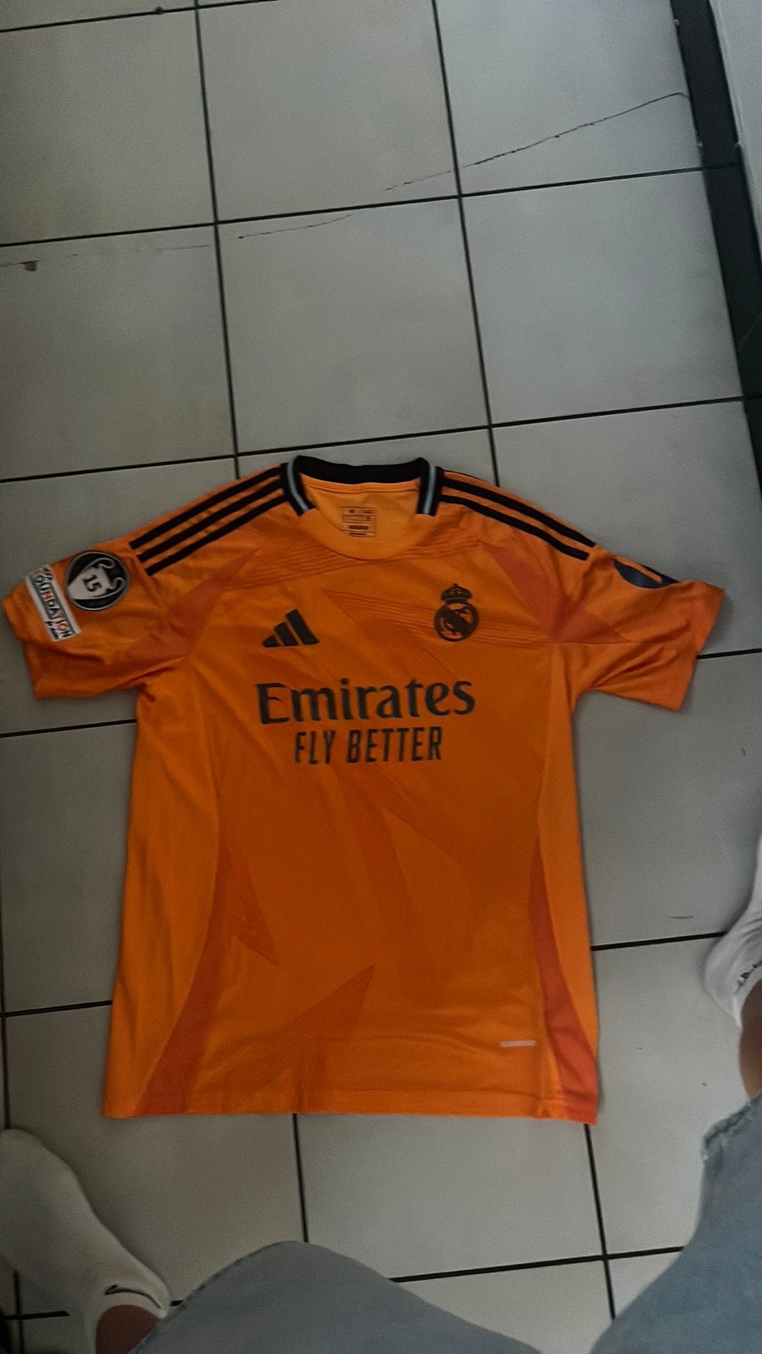 Maillot du Real Madrid, Sports & Fitness, Taille M, Enlèvement ou Envoi, Neuf, Maillot