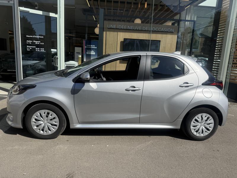 Toyota Yaris DYNAMIC + NAVI, Argent ou Gris, Achat, Euro 6, Noir