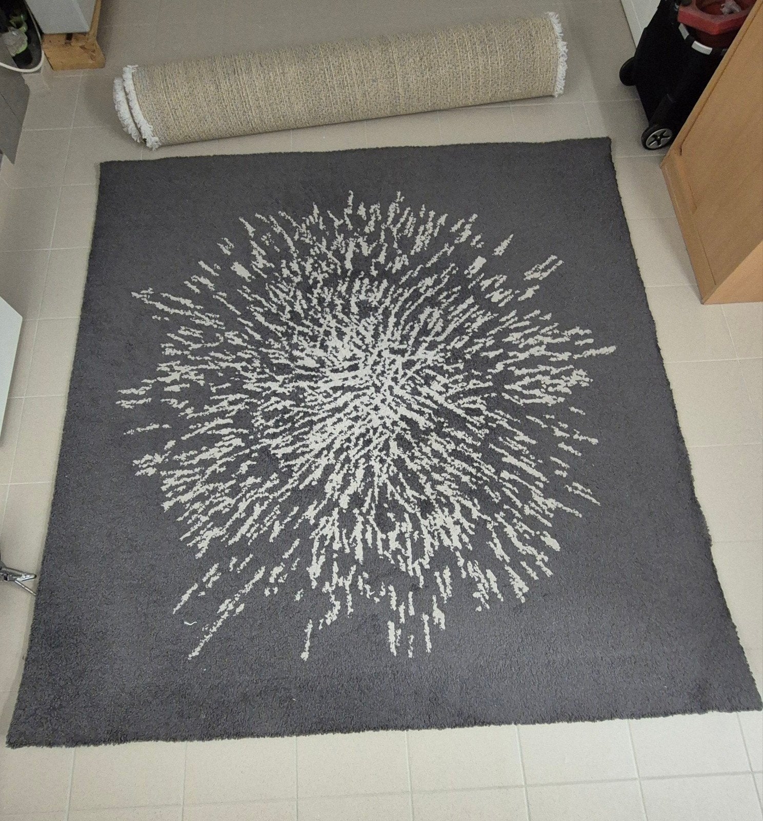 Tapis gris, dessin blanc 200 x 200 cm, Enlèvement ou Envoi, Gris