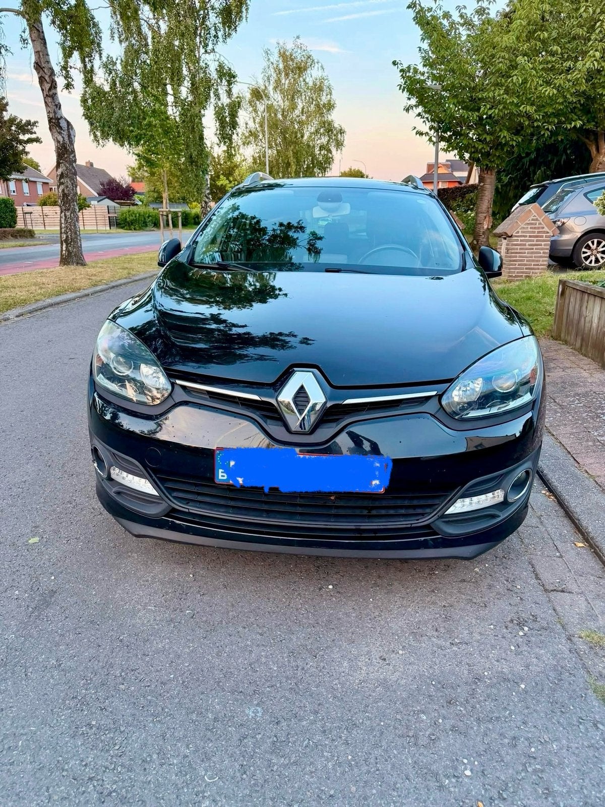 Renault  Megane Grandtour, Voorwielaandrijving, Stof, Parkeersensor, 1198 cc