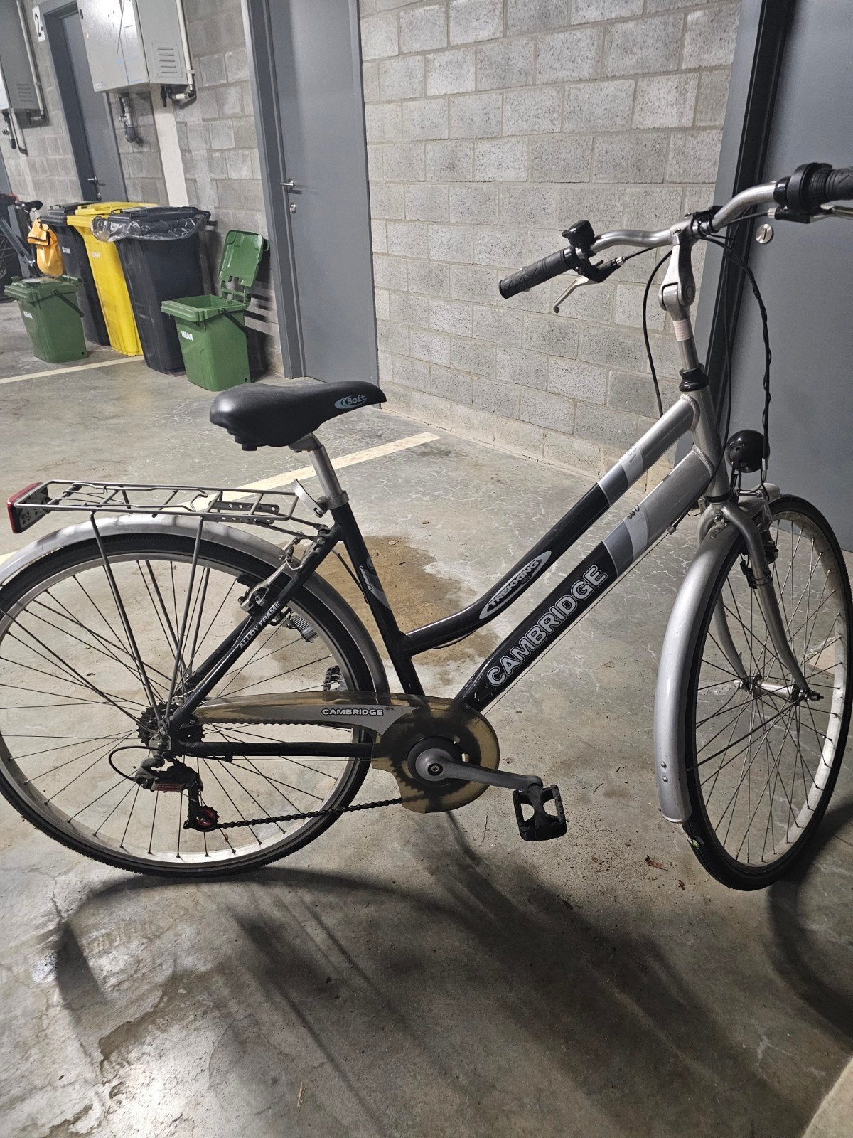 Dames fiets. Merk cambridge trekking. Donker grijs /zilver, Ophalen