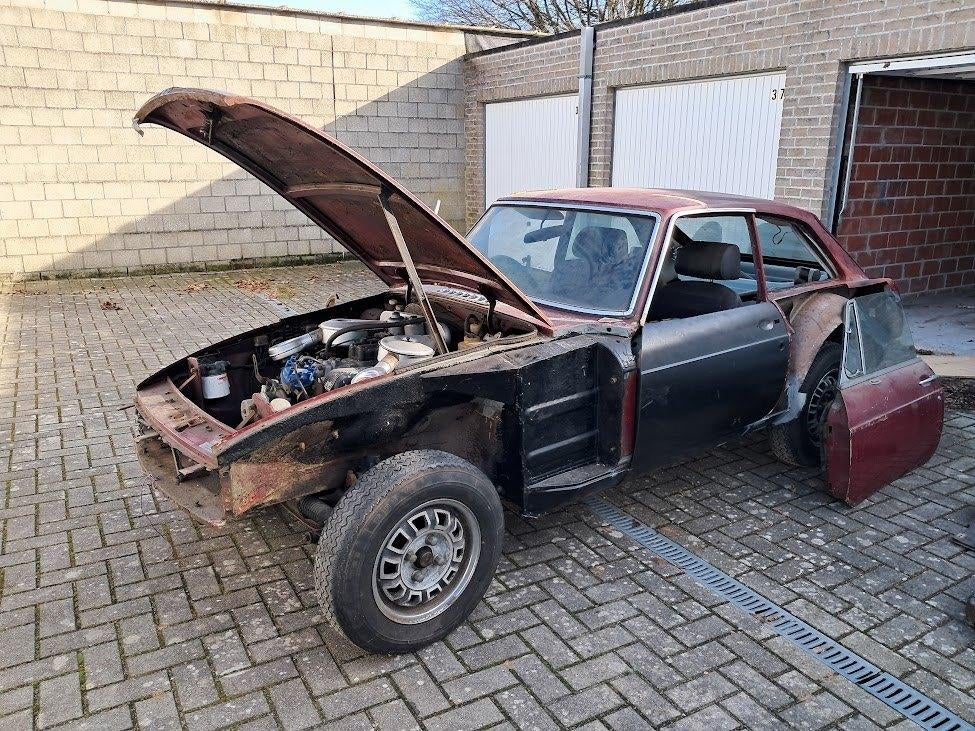 MGB GT V8 1973 original + complete donor MGB GT 1974, Auto's, B, 8 cilinders, 3500 cc, Particulier