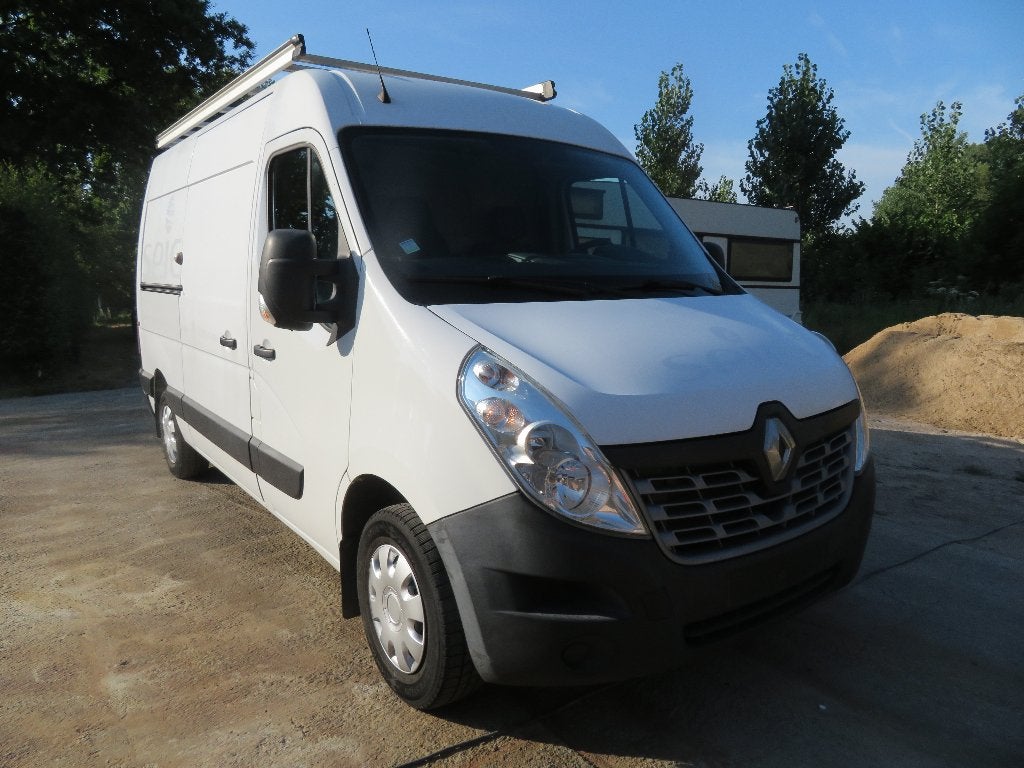 Renault Master 2.3dCi- Ingericht - 178.281km - 2019 - €6b, Auto's, Bestelwagens en Lichte vracht, Voorwielaandrijving, Dealer onderhouden