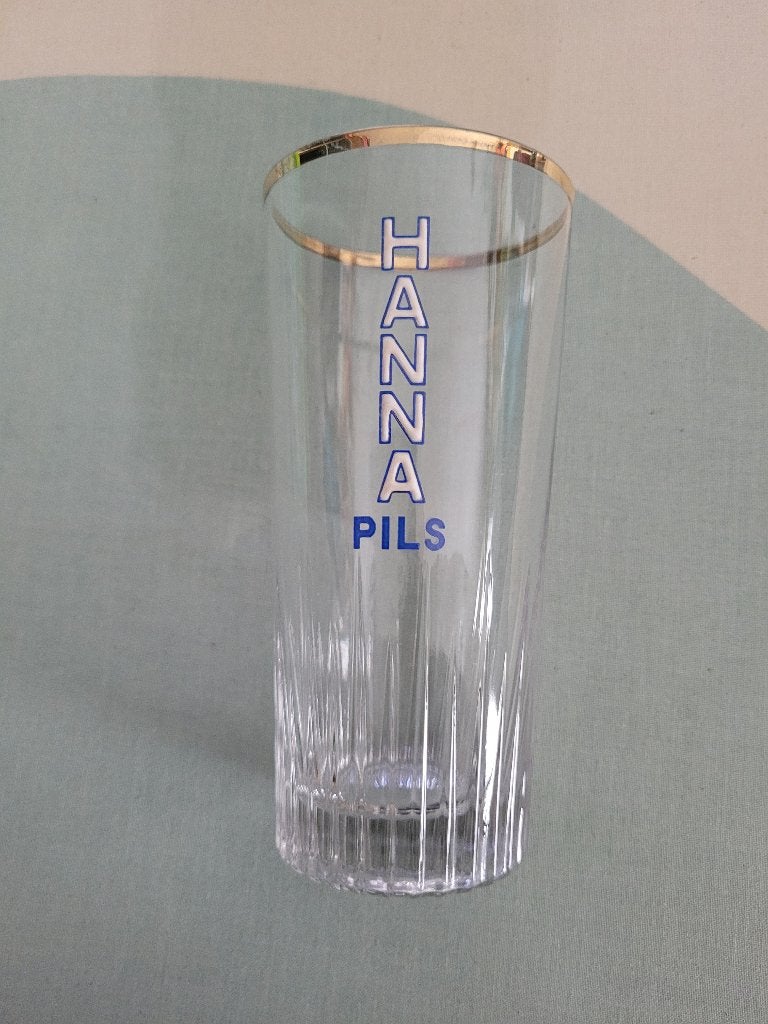 ancien verre à bière émaillé hanna pils, Enlèvement ou Envoi, Utilisé, Verre ou Verres, Autres marques