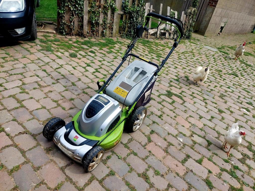 Grote electriche grasmaaier 50cm in zeer goed staat, Ophalen