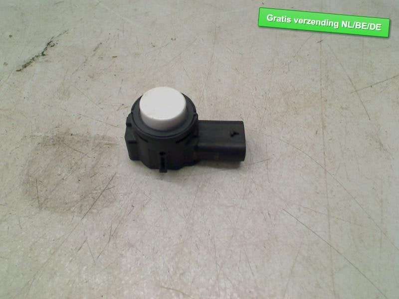 CAPTEUR AIDE AU STATIONNEMENT 2 serie (F22) (66209826949), Utilisé, BMW, Petuelring 130
80809  München, DE, Bayerische Motoren Werke AG