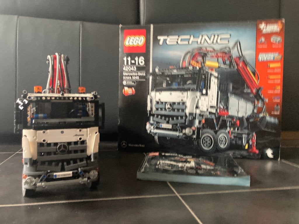 Lego Technic 42043, Kinderen en Baby's, Speelgoed | Duplo en Lego, Ophalen, Inclusief instructies, Lego, Technic