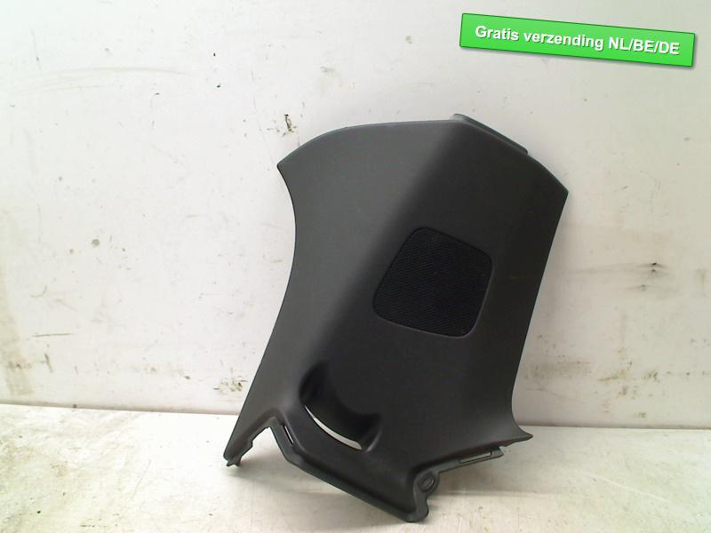 C GARNITURE DE PILIER GAUCHE A1 (8X1 / 8XK) (8X3867287A), Dhr. R. de Gouw, Audi, Utilisé, De Bloemendaal 21 21
5221 EB  'S HERTOGENBOSCH, NL