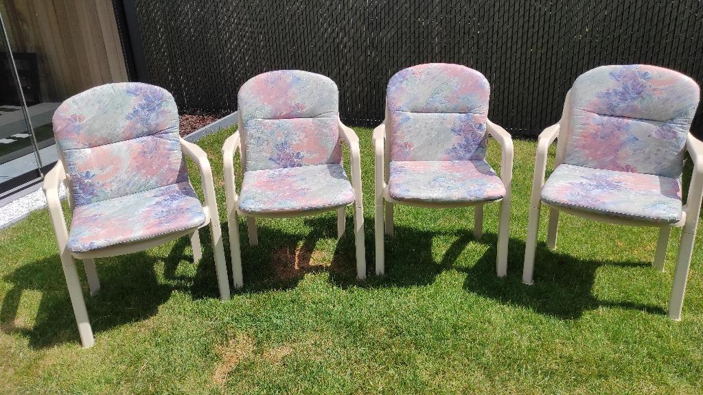 4 Tuinstoelen Flair + kussens, Ophalen, Zo goed als nieuw, Kunststof, Stapelbaar