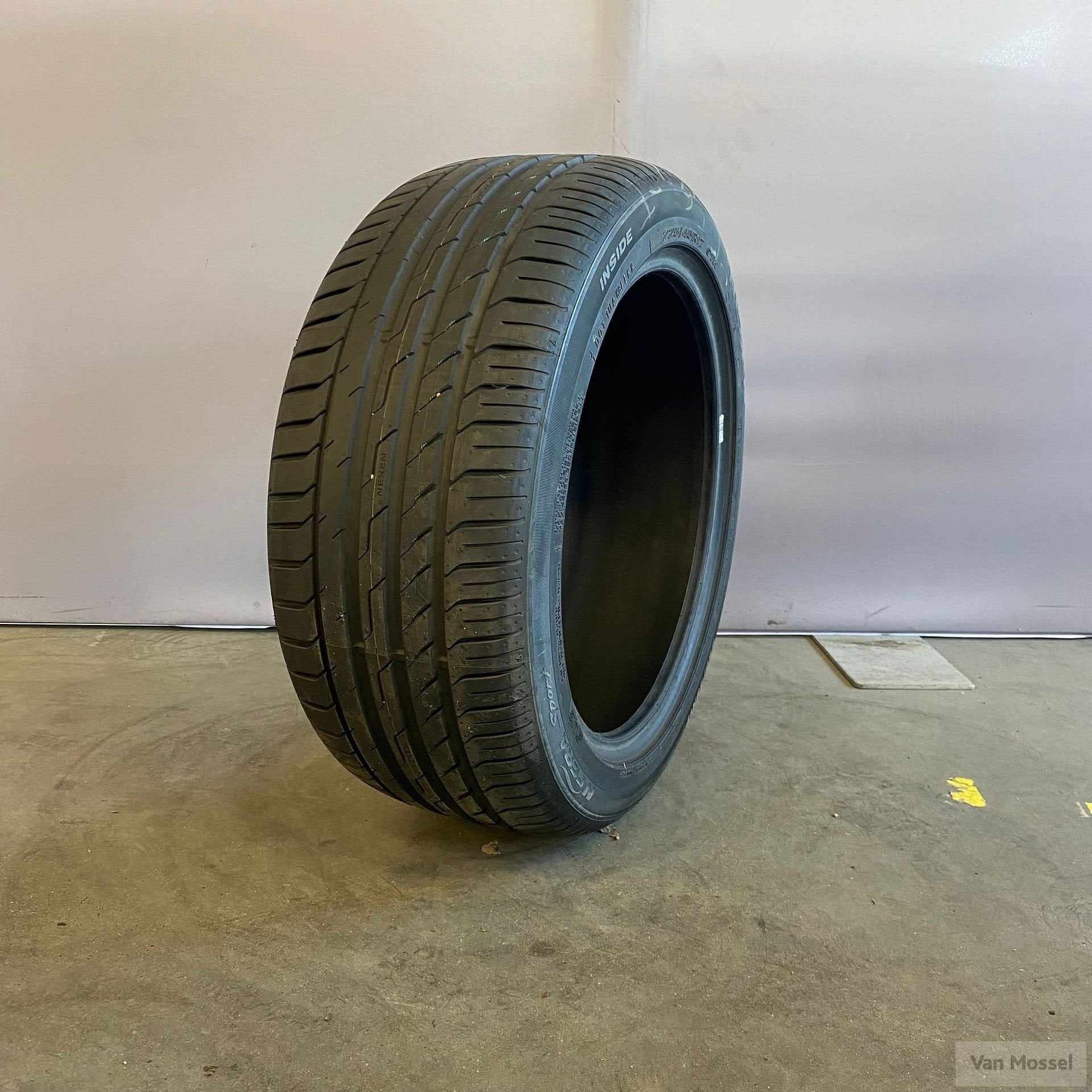 Nexen N Fera Sport SU2 225/45/R17 91W, Véhicule de tourisme, Pneus été, -, Utilisé