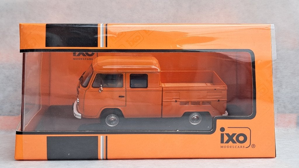 vw volkswagen T2 double cabine 1/43ème, Neuf, Enlèvement ou Envoi, Voiture, Ixo