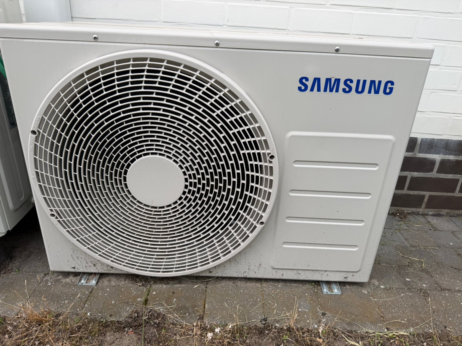 Samsung Airco Buitenunit 6,5 kW / 7,4 kW – Nieuw, Ophalen, Zo goed als nieuw, Verwarmen