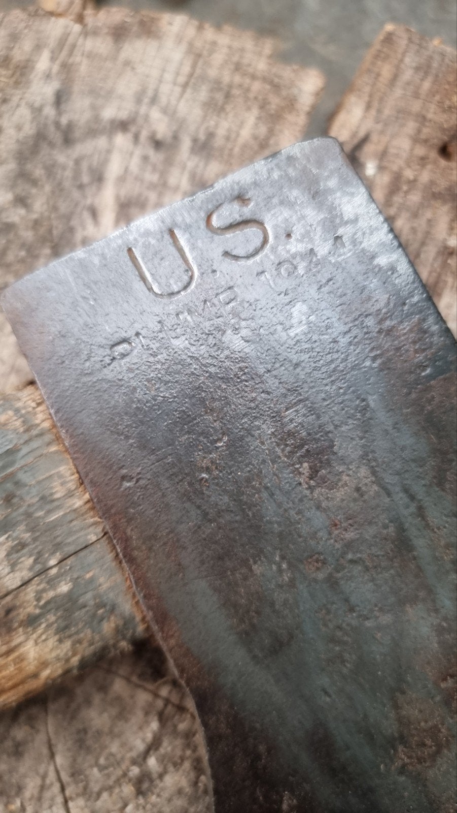 oud militaire plumb 1944 handbijltje, Antiek en Kunst, Antiek | Overige Antiek, Ophalen of Verzenden