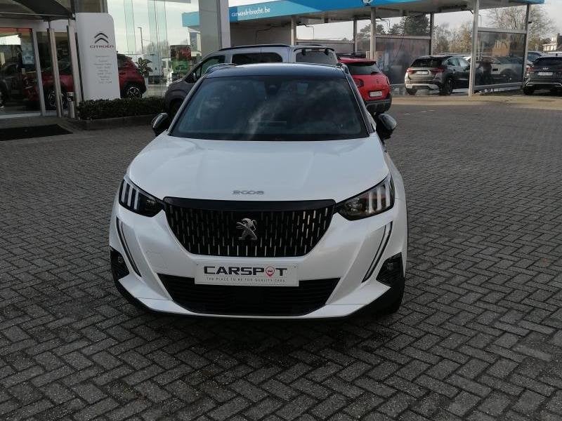 Peugeot 2008 II GT, Automaat, 1199 cc, 109 g/km, Wit