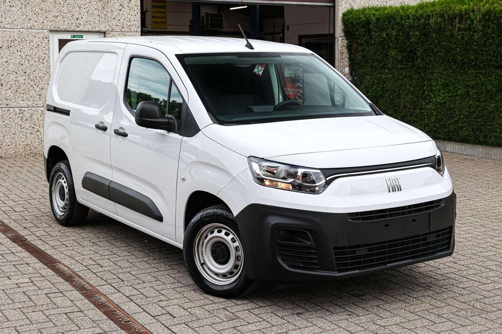 Fiat Doblò SLECHTS-6300KM!*CRUISE-CONTROLE*AIRCO*SCHUIFDEUR, Stof, Gebruikt, 95 pk, Wit