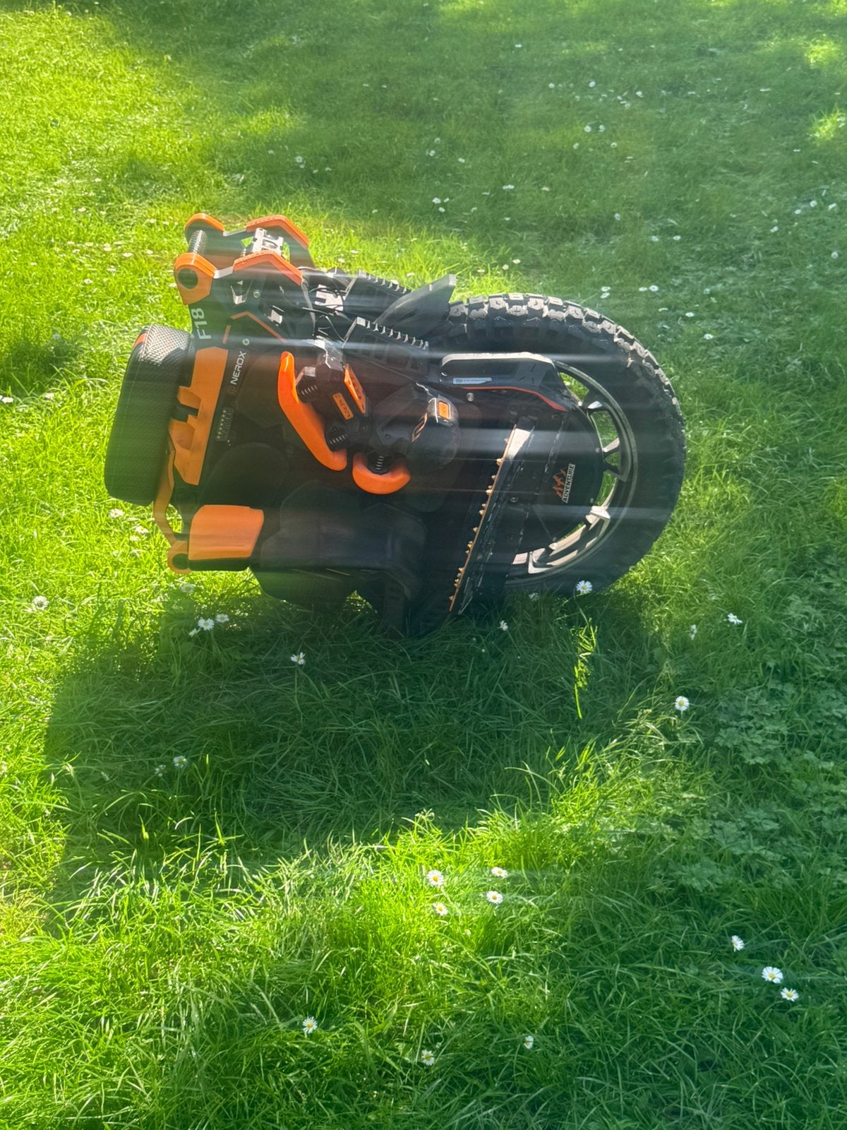 Gyroroue Kingsong F18 Pro, Fietsen en Brommers, Ophalen, Zo goed als nieuw