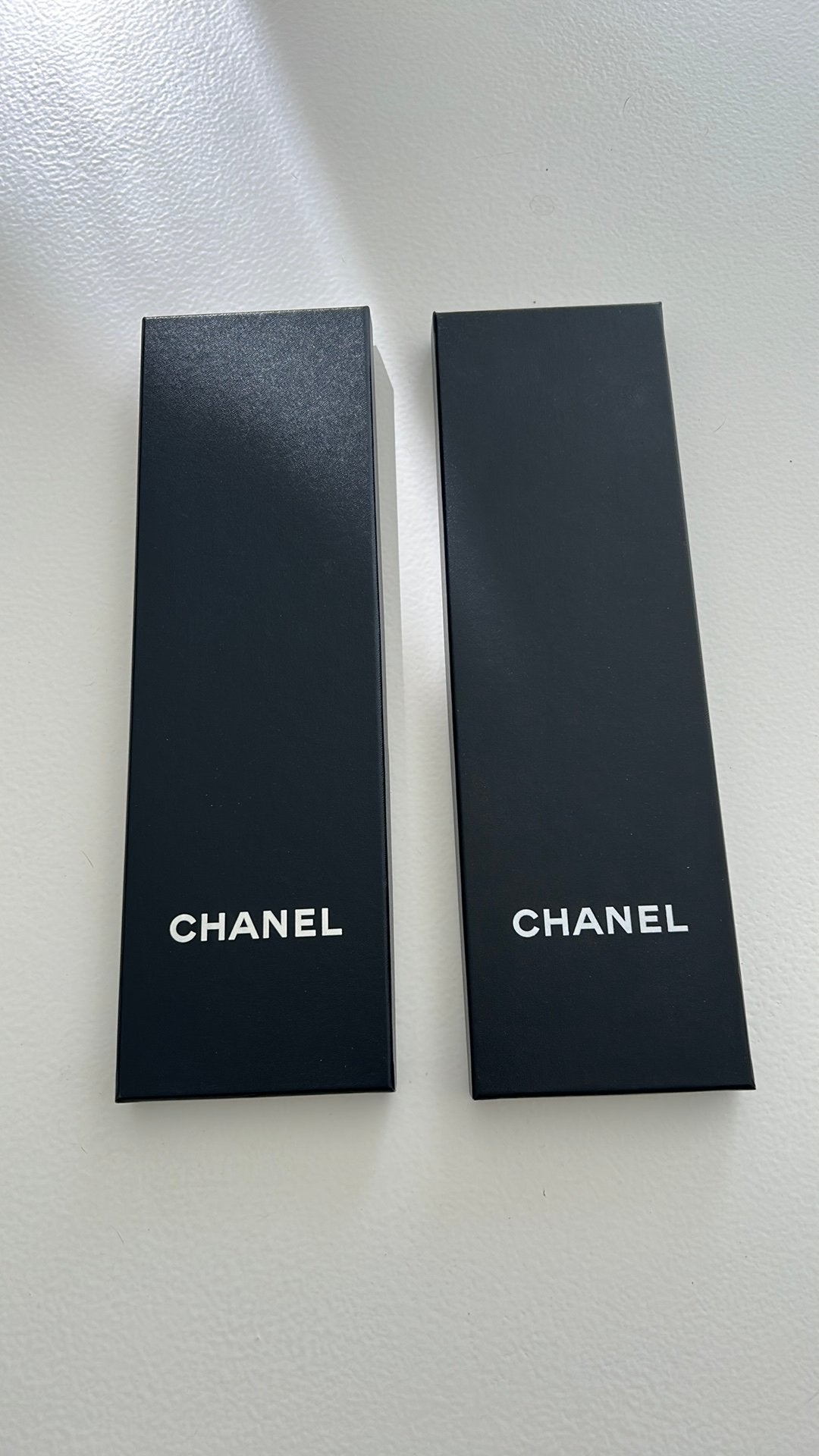 2x dozen van Chanel 40€, Diversen, Ophalen of Verzenden, Nieuw