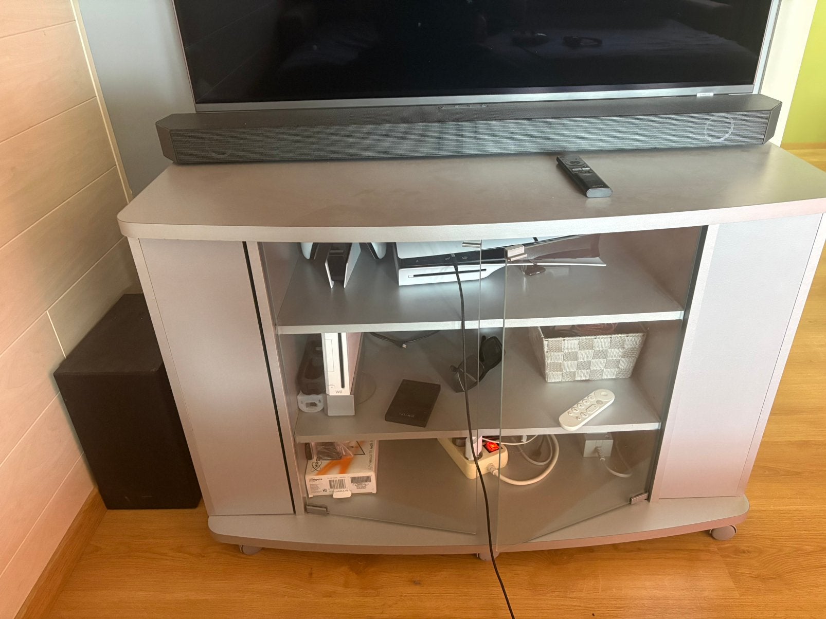 Samsung soundbar HW-Q60C met subwoofer, TV, Hi-fi & Vidéo, Enlèvement, Avec subwoofer externe, Utilisé