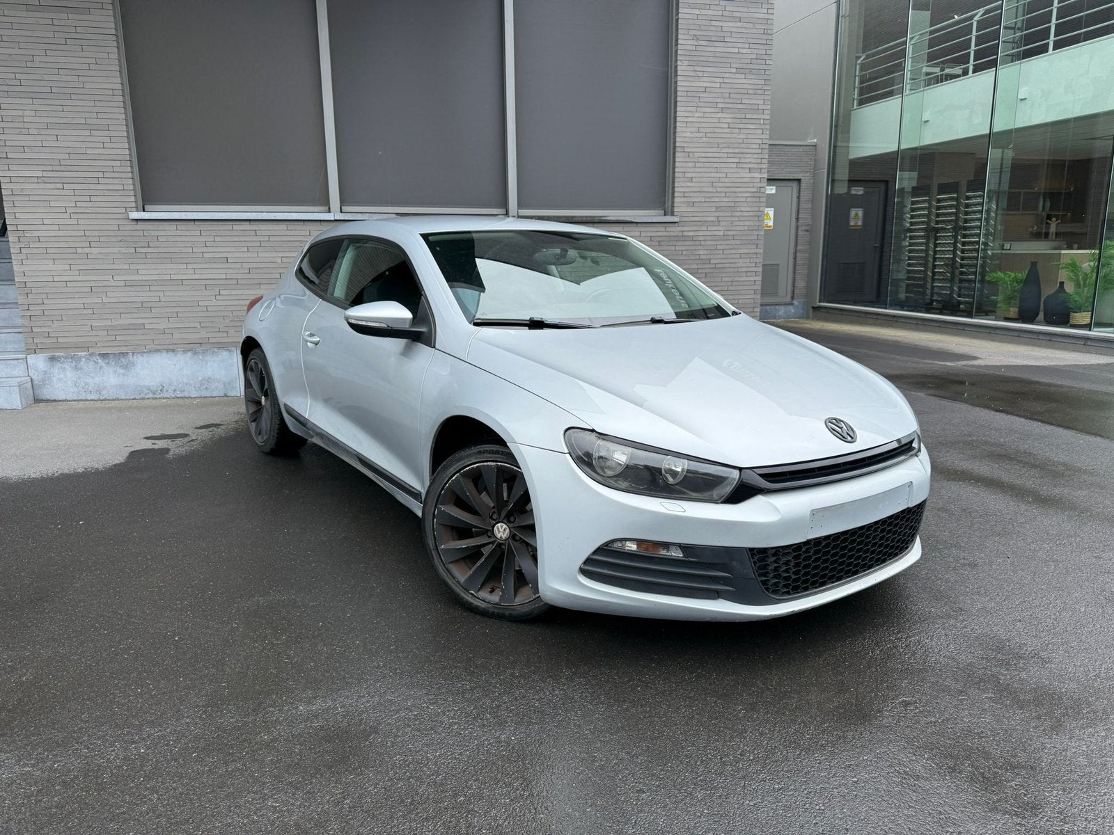 Volkswagen Scirocco | Sportif et fiable, Autos, Volkswagen, Entreprise, Achat, Scirocco, Air conditionné, Bluetooth, Cruise Control